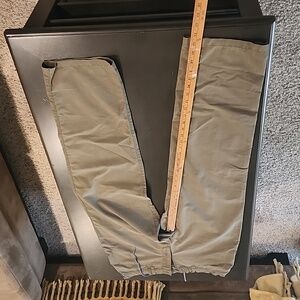 Blurr size 34 five pocket cargo pants